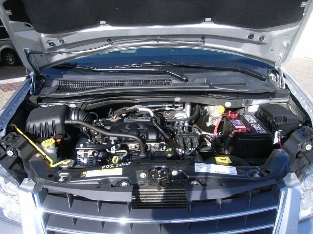 Image 7 of Touring 3.8L CD Traction…
