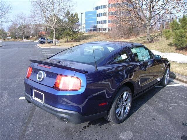 Image 7 of GT Coupe 2D New Manual…