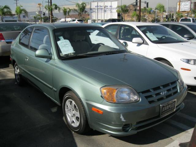 Image 1 of 2005 Hyundai Accent…