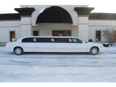 2005+lincoln+town+car+limo