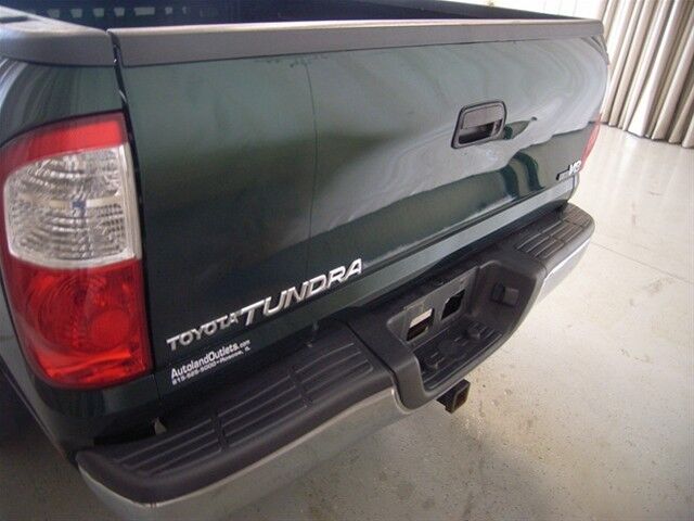 Image 8 of Toyota Tundra SR5 V8…