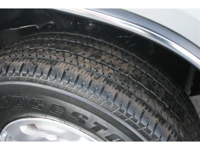 Image 8 of SR5 SUV 3.4L 4X4 Tires…