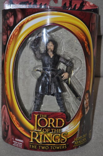 VINTAGE LORD OF THE RINGS LOTR TWO TOWERS HELM/'S DEEP ARAGORN TOYBIZ HOBBIT MOSC