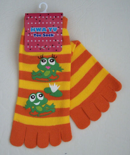 TSK03 Frogs Plastic-Printed Cozy Striped Toe Socks Sz 9-11