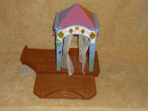 Fisher Price Loving Family Dollhouse Gazebo with Deck Lights /& Music Sounds