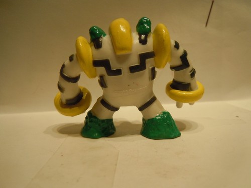 REGIGIGAS RARE POKEMON Action Figure 2/"