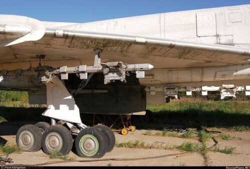 EQG72086 Equipage 1//72 Rubber Wheels for Tupolev Tu-22M2 Backfire Strike Bomber