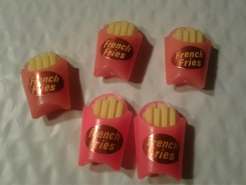 VINTAGE BARBIE DOLL HOUSE ACCESSORY FRENCH FRIES LOT OF ~ 12 ~ NEW IN BAG