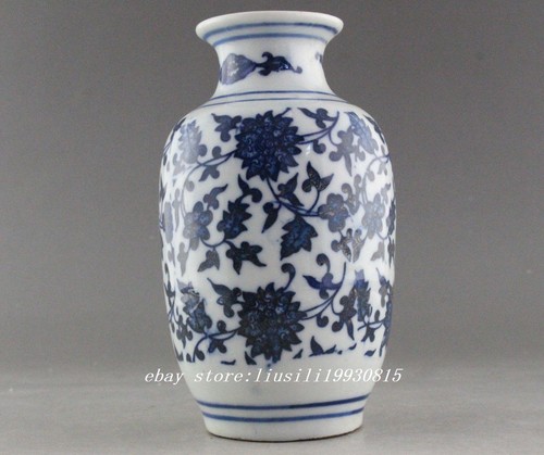 RARE BLUE AND WHITE PORCELAIN FLOWER VASE OF CHINESE ANTIQUE