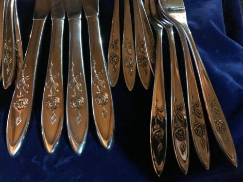 Oneida 20 Piece Stainless Flatware Set CHOICE of Pattern Service for 4 