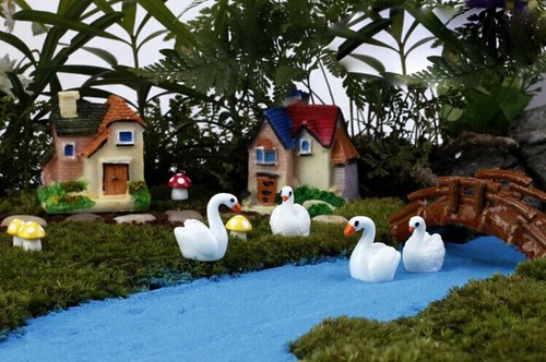 20pcs Miniature Dollhouse Bonsai Garden Landscape Decor Swan and Rabbit Type