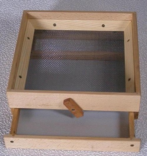 Käfersieb Getreidesieb mit Schublade 25x25 cm