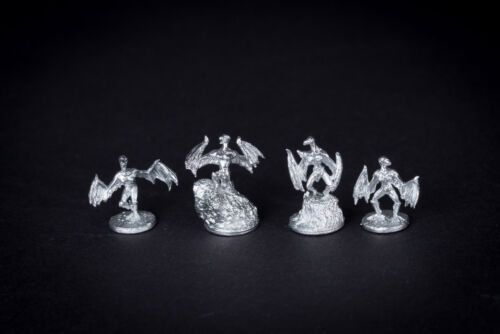 Mountain Harpies Harpy of Erebos warmaster Chaos-12 pcs in 10mm scale bases 