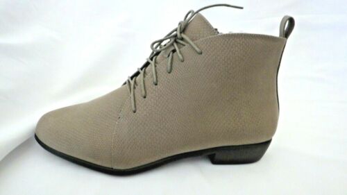 Details about  / New 9 WW ComfortView TAUPE FAUX SUEDE SNAKE PATTERN RUBBER SOLE FLAT BOOTS