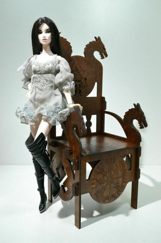 Throne Viking Сhair Dragon for TONNER BJD Dolls 16-18/" 1//4 OOAK RARE wooden HM
