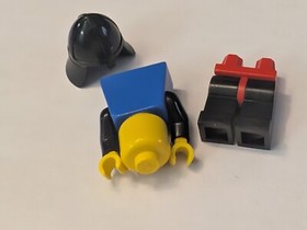 Lego Vintage Castle Black Falcon Minifigure 80's. 100% NEW 6035, 6062, 6103