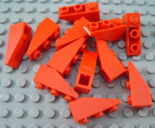 LEGO Lot of 12 Red 3x1 Inverted Slope Pieces