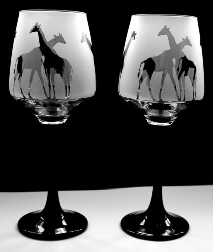 New etched Giraffe gift Wine Glasses black stem..Boxed
