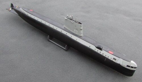 Mikro Mir 350-009 U.S Nuclear Submarine "Nautilus" 1/350 scale 