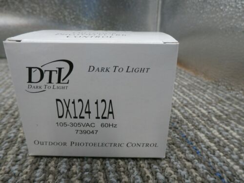 (LOT OF 5) DARK-TO-LIGHT Outdoor Photoelectric Control 105-305 VAC DX-124-12A