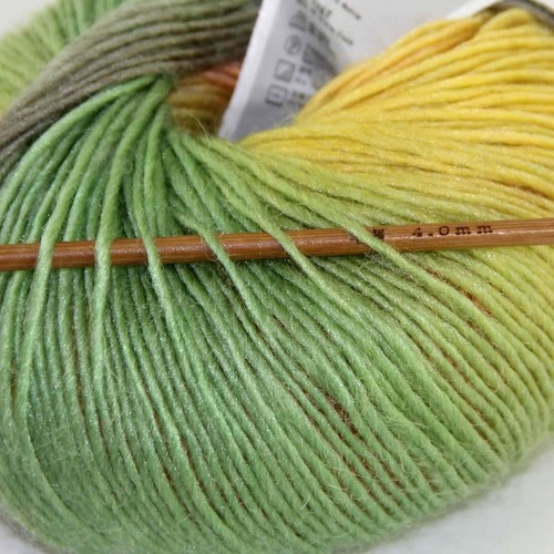 C New 1Skein*50g Cashmere Wool Rainbow Wrap Shawl Knitting Hand Knitwear Yarn 02
