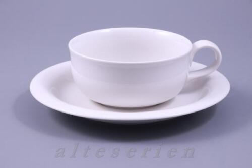 Teetasse mit Untere Goebel Oeslauer Manufaktur Meridian Weiß 
