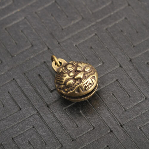 Chinese old Antique Collectible Brass Tiger head small bell Exquisite Pendant