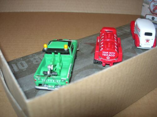 TEXACO SERVICE VEHICLES SET OF 3 CARS USA SERIES #6 1//64 BY AUTOWORLD ON DISPLAY