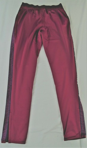 Umbro Men/'s Graphic Stripe Drawstring Sweat Pants in Burgundy