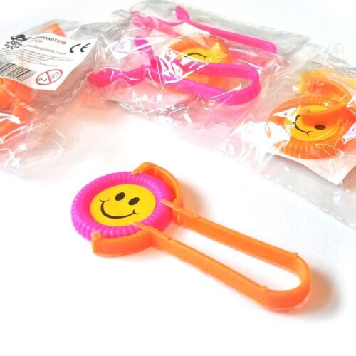 12 x MINI SHOOTER FLYING DISC TOYS BOYS GIRLS FAVORS BIRTHDAY PARTY BAG FILLERS 
