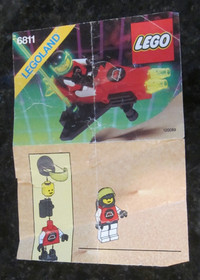 LEGO SPACE M:TRON 6811 PULSAR CHARGER COMPLETE W/ PARTIAL INSTRUCTIONS