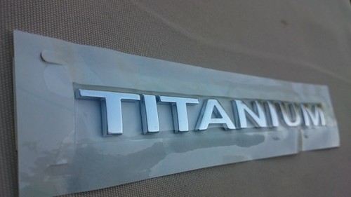 muchos modelos Original ford /"Titanium/" logotipo emblema bordado caracteres