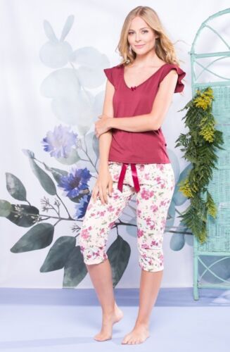 Details about  / Women/'s Sleepwear Burgundy top and Floral Capri Pants Pajama Set