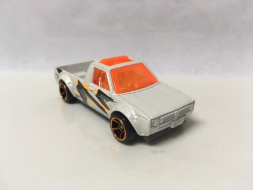 2018 Hot Wheels Loose 5 Pack Exclusive White VW Volkswagen Caddy