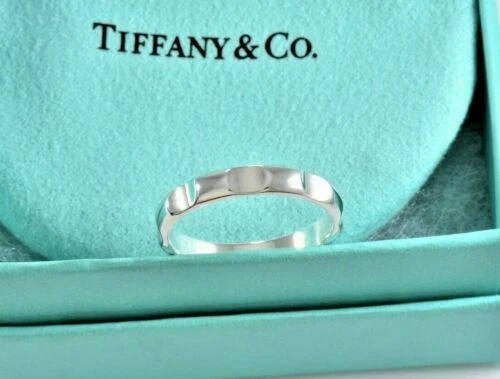 Anelli di metalli preziosi senza pietre Tiffany & Co. in argento sterling