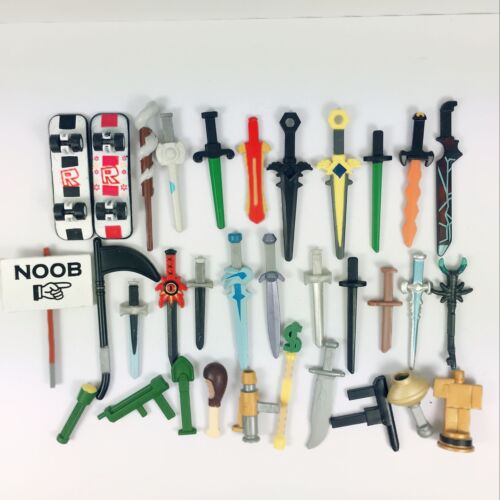 20pcs Random Roblox Accessories Weapons Playsets for Roblox Action Figure Toy