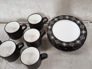 Pottery Barn BONGO salad plates and cups 5 of each Black Diamond Pottery Barn BONGO salad plates and cups 5 of each Black Diamond