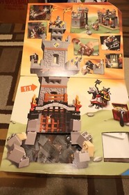 LEGO Duplo 4777 Knights' Castle New in *Damaged/Open* Box, New Contents/Pieces
