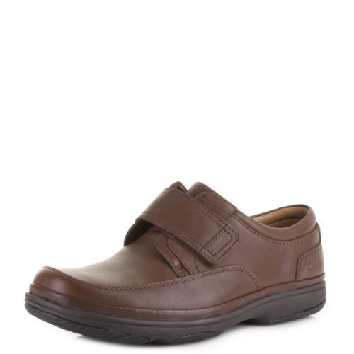 clarks mens shoes extra wide fit