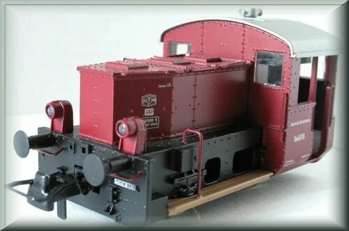 Digitale Märklin Modelleisenbahnen aus Pappe