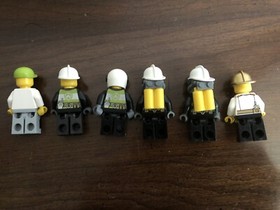 LEGO 60110 FIRE STATION City - Engine Pole Chief Firemen Dog Helicopter Complete
