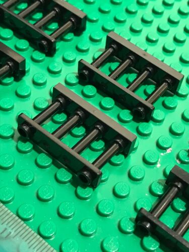 Garden or Railway Track LEGO 8 x Black Fence 1 x 4 x 2 Spindled Gate for House 