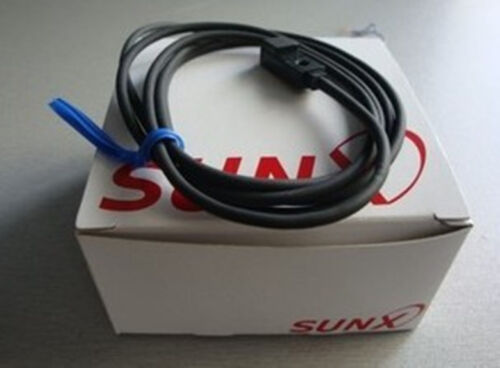 1PC New Panasonic SUNX Proximity Sensor GXL-8H