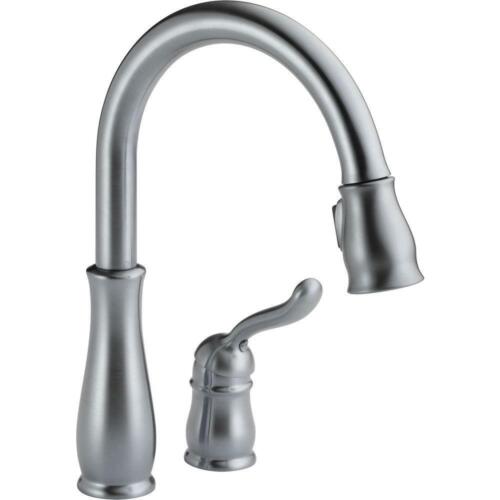 Delta Leland Single-Handle Pull-Down Sprayer Kitchen Faucet in Arctic Stainless 