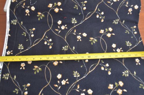 Green By 1/2 Yd Black Quilting Flannel B427 Maywood/Flowers of Forest/8754-J 