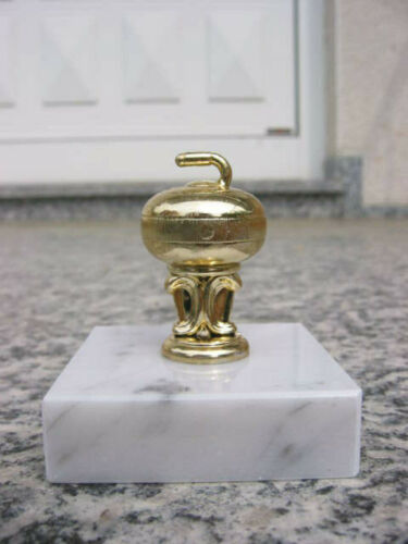 P1394 Curling Figur Eisstockschießen Trophäe Pokale inkl Gravur Pokal Restposten 
