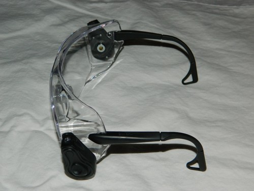 NEW SEALED 3M 11489 LIGHT VISION OX2000 LED CLEAR LENS ANTI-FOG SAFETY GLASSES