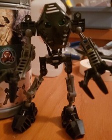 LEGO Bionicle Toa Onua (8532) - Complete Set Cannister Missing Outer Layer