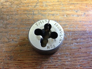 5//16/"-18 X 1/" HIGH SPEED STEEL LEFT HAND ROUND ADJUSTABLE DIE