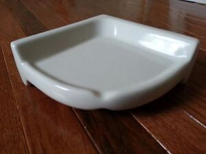 American Olean Porcelain white corner shelf 6 pack 7/"x7/"x2 5//8/" soap dish